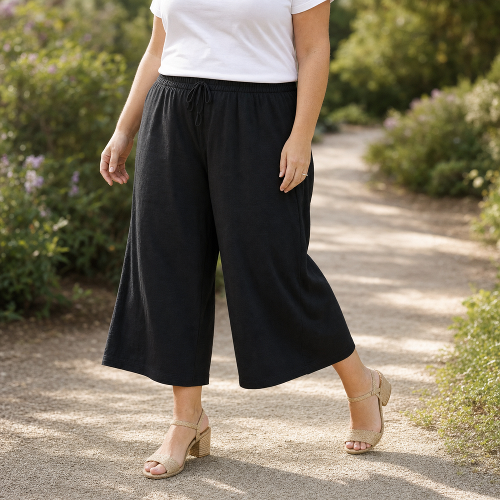 Calmara – Cropped Wide-Leg Drawstring Pants