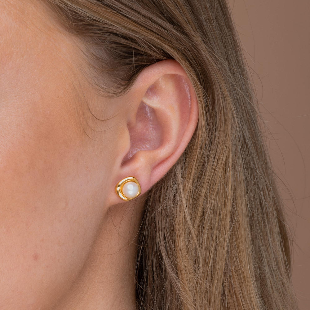 Pearl Halo Stud Earrings