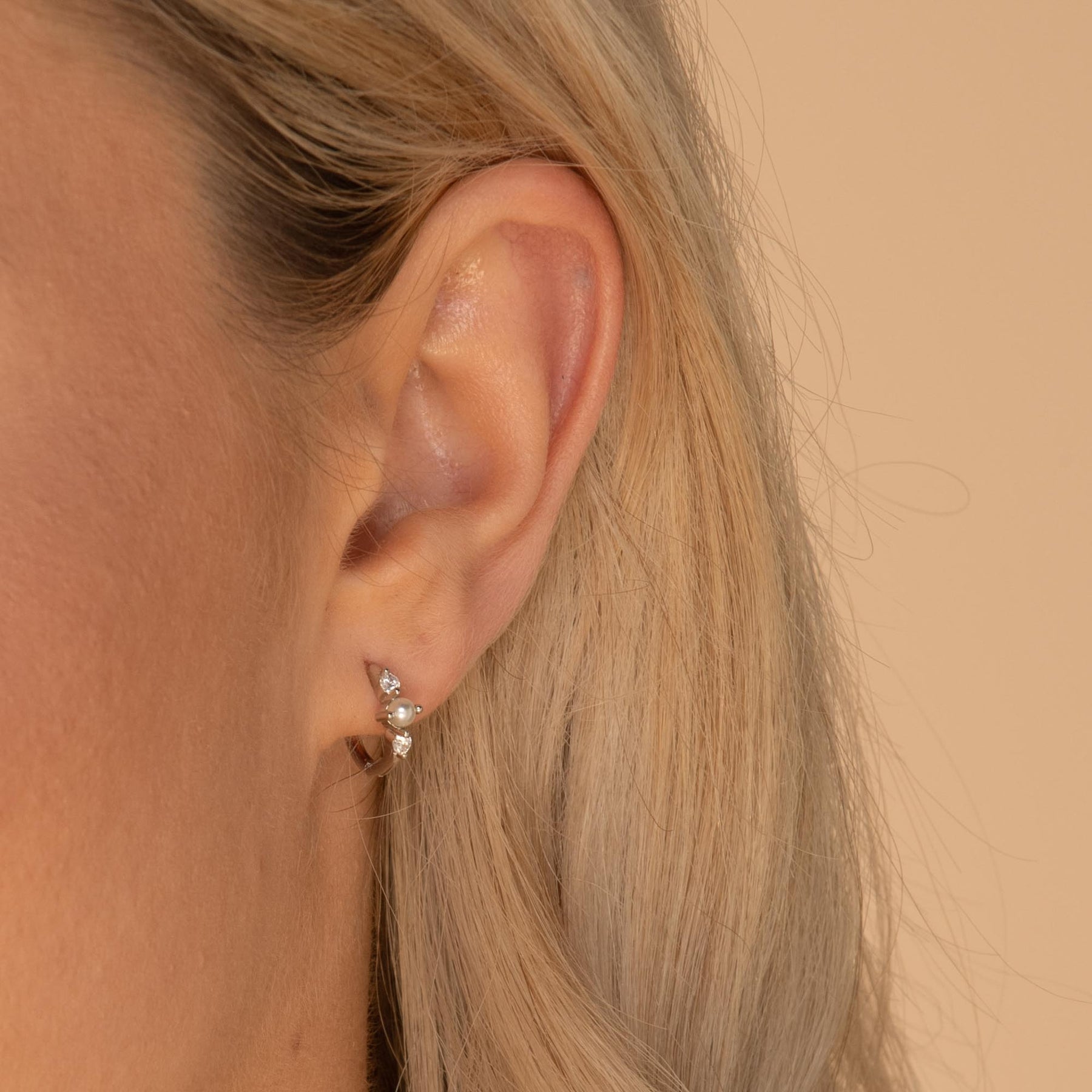Pearl Sapphire Huggie Earrings