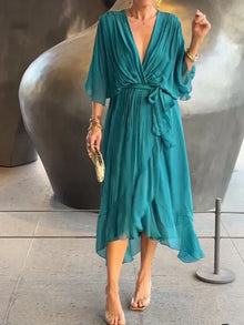 Abigail Robe Femme – Elegant and Versatile Dress with Chic Details for Work & the Weekend