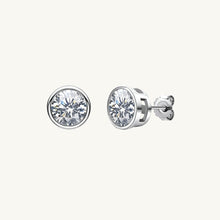 Round Moissanite Stud Earrings 0.5+0.5 Carat