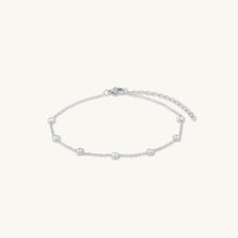 Satellite Bezel Station Bracelet