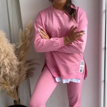 Aisha Women's Ensemble – Comfortable Tracksuit with Long Sleeve Top & Fitted Pants