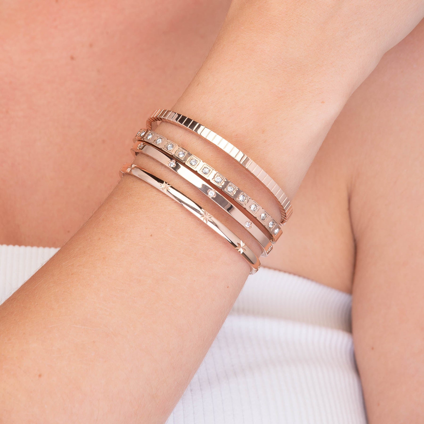 Slim Clover Zirconia Hinged Bangle Bracelet