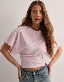 Erica Haut Elegant – Chic Cut and Comfortable Design for All Occasions