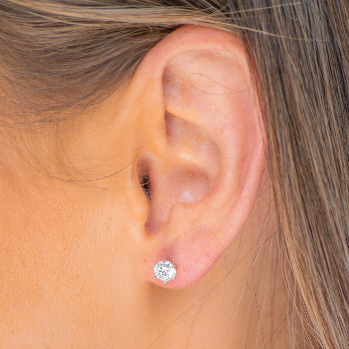 Solitaire Moissanite Stud Earrings 0.5 Carat