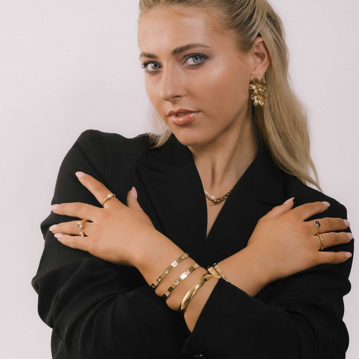 Butterfly Sapphire Hinged Bangle