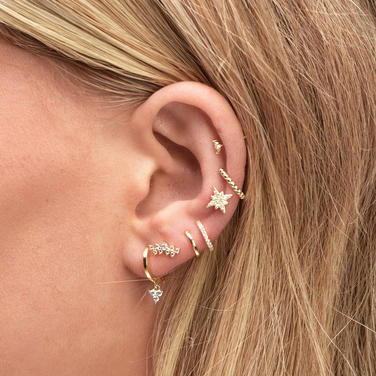 Starry Cluster Sapphire Stud Earrings