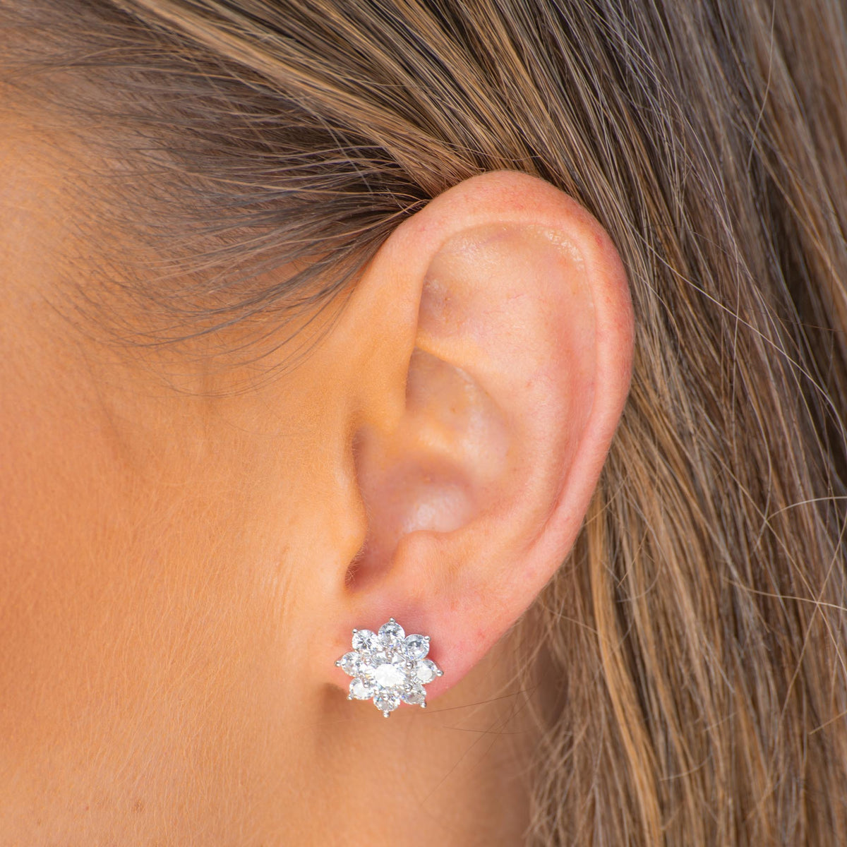 Sunflower Moissanite Stud Earrings 0.5 +0.5 Carat