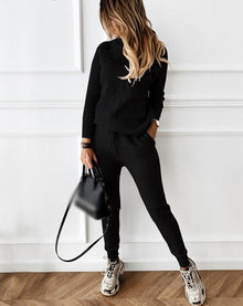 Alessandra Indoor Knit Set for Women – Soft Ribbed Turtleneck & Relaxed Fit Pants