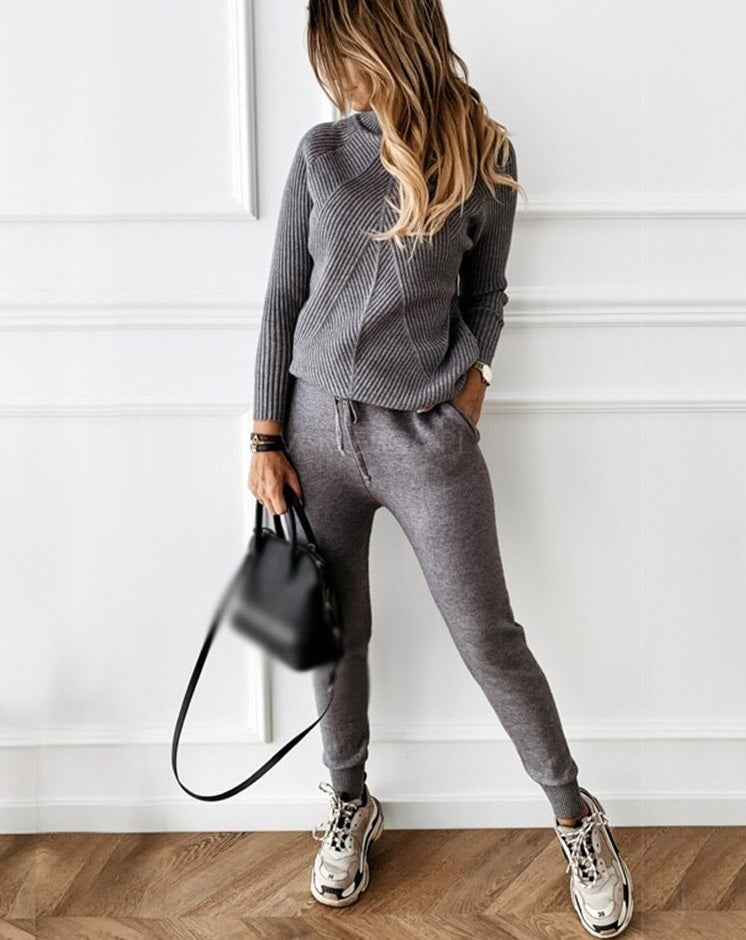 Alessandra Indoor Knit Set for Women – Soft Ribbed Turtleneck & Relaxed Fit Pants