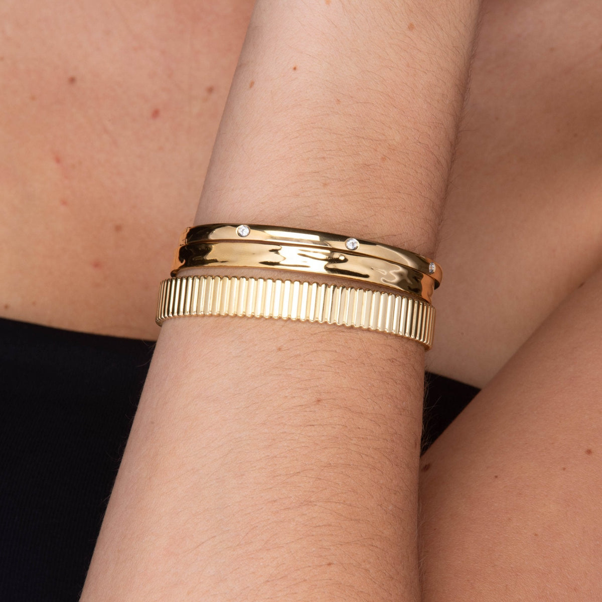 Unisex Ripple Cuff Bangle Bracelet