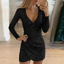 Amelia Robe Femme à Paillettes – Elegant Shiny and Comfortable Wrap Dress for Festive Occasions